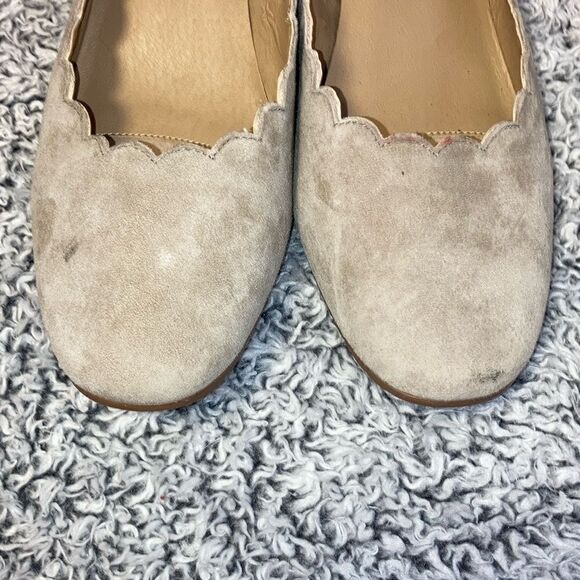 VAN ELi 9 Suede Scalloped Kitten Heel Shoes - Picture 11 of 12